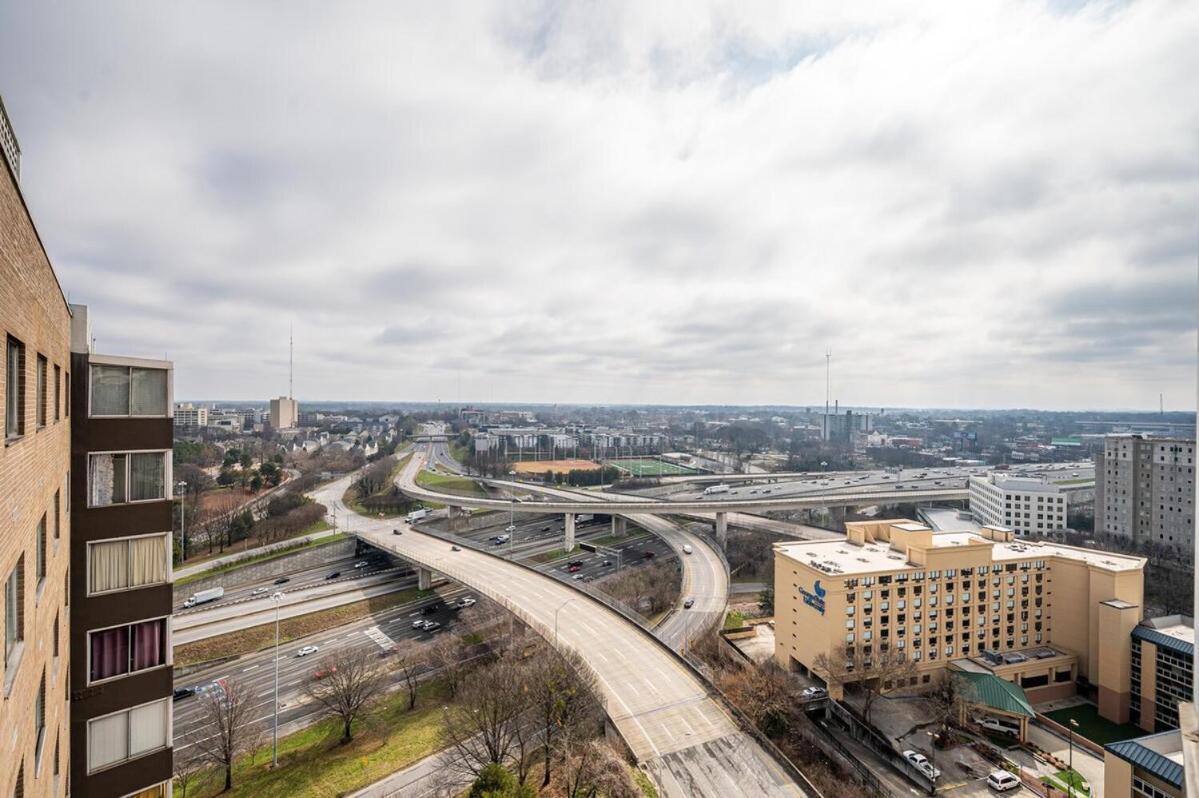Heart Downtown! City View Onsite Parking! King Bed Lm807 Atlanta Buitenkant foto